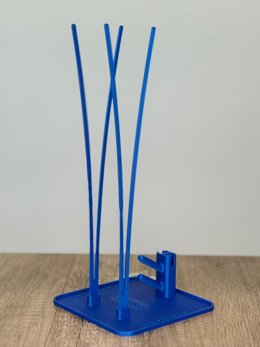 Soporte de secado SportsHub Azul, montado y vacío