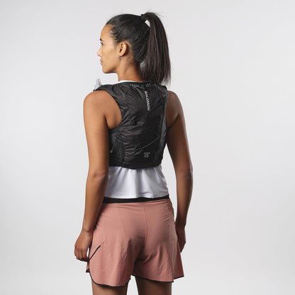 Chaleco de hidratación Salomon Active Skin 4 Mujer Negro, detalle de los bolsillos frontales