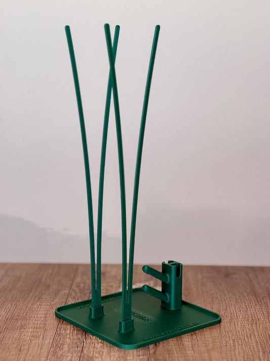 Soporte de secado SportsHub Verde bosque, montado y vacío