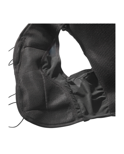 Chaleco de hidratación Salomon ADV Skin 12 para mujer negro, detalle interior del tejido transpirable y los bolsillos