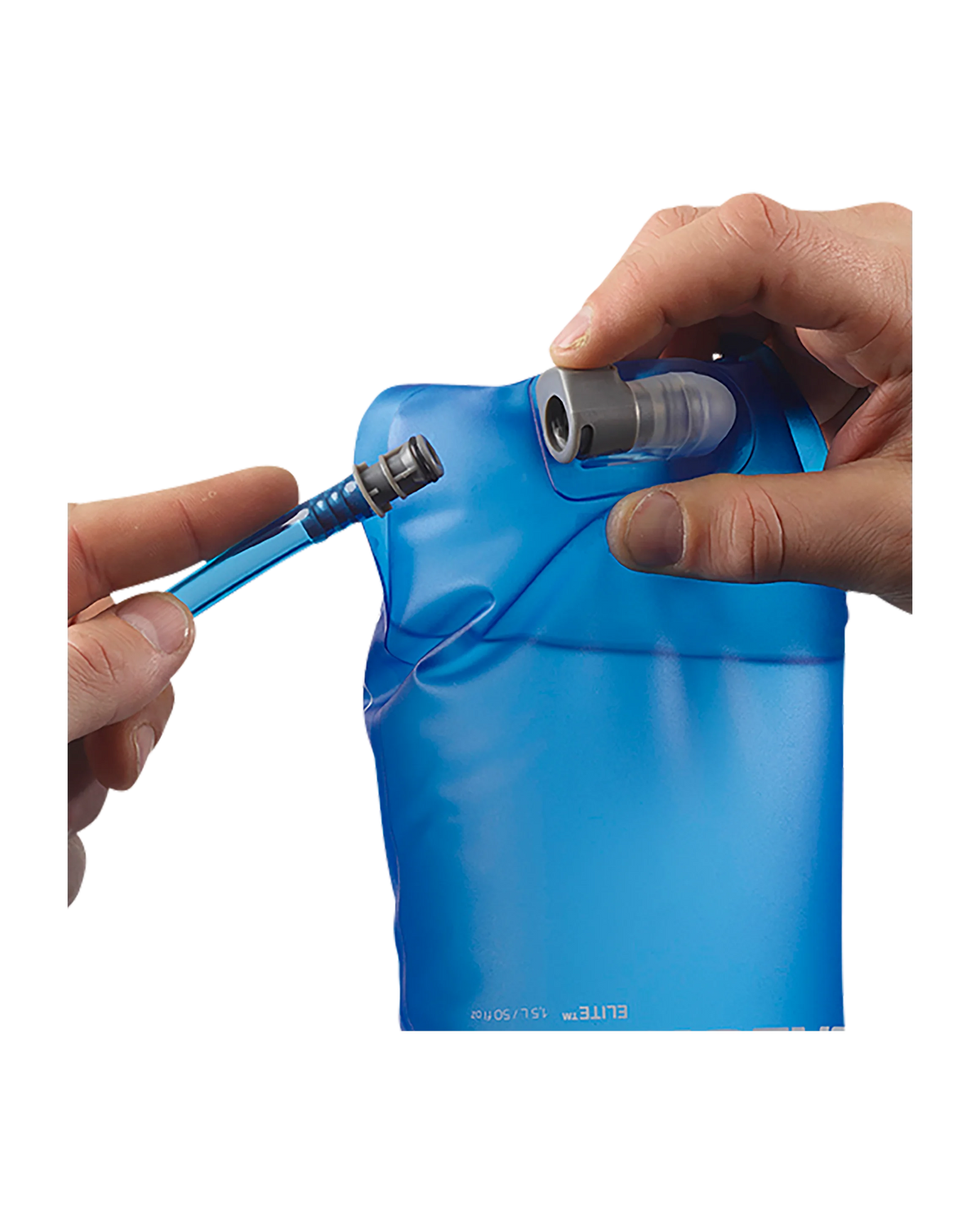 Depósito de hidratación Salomon Soft Reservoir 1,5 L, detalle del tubo y la conexión