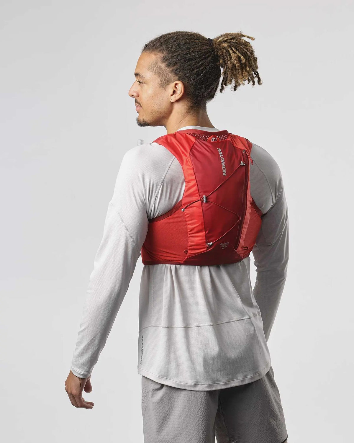 Chaleco de hidratación Salomon Active Skin 4 Rojo, detalle de los bolsillos frontales